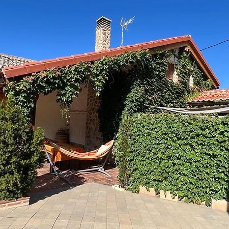 Casa Rural "Hazanas" Adanero المظهر الخارجي الصورة